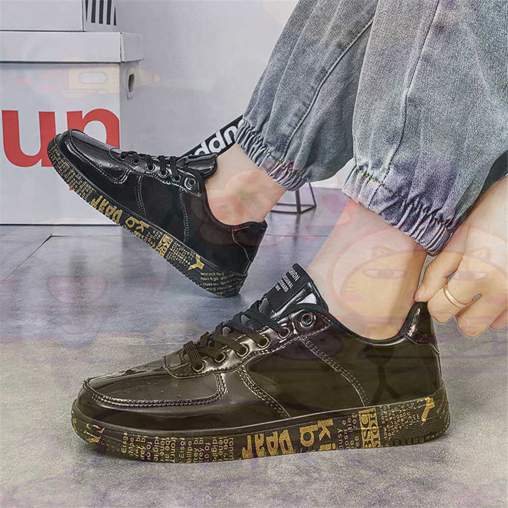 Round Foot Size 45 Sneakers Wh - đánh giá và giá Street Fashion Canada